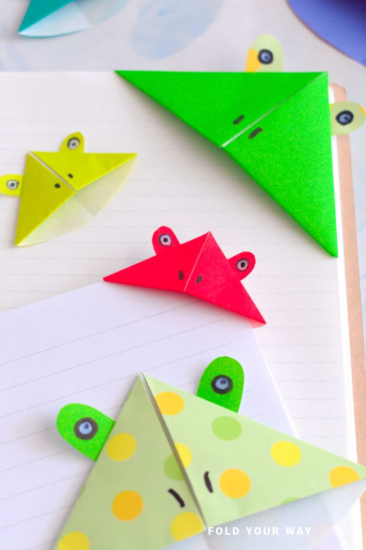 Free Printable Frog Corner Bookmark